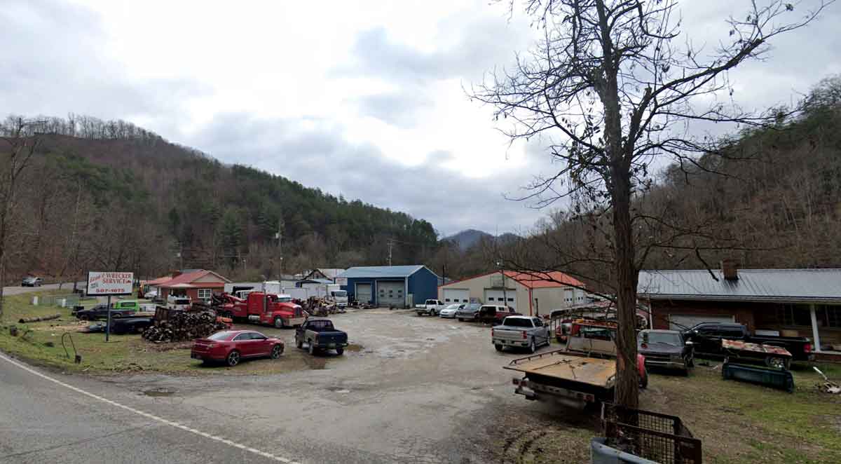 Evans Wrecker & Salvage at 8520 KY-979, Grethel, KY 41631