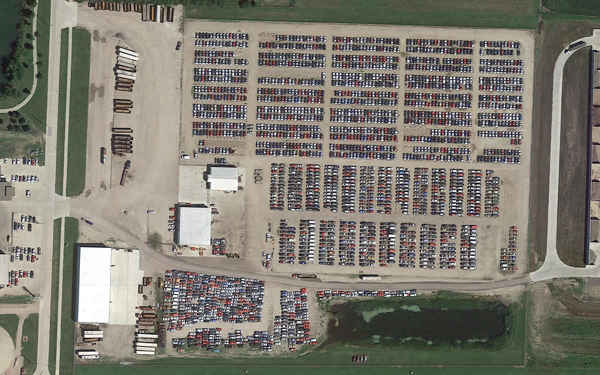 Aerial view of  Grab & Go Auto Salvage Yard at 220 10th Ave SE, Spencer, IA 51301