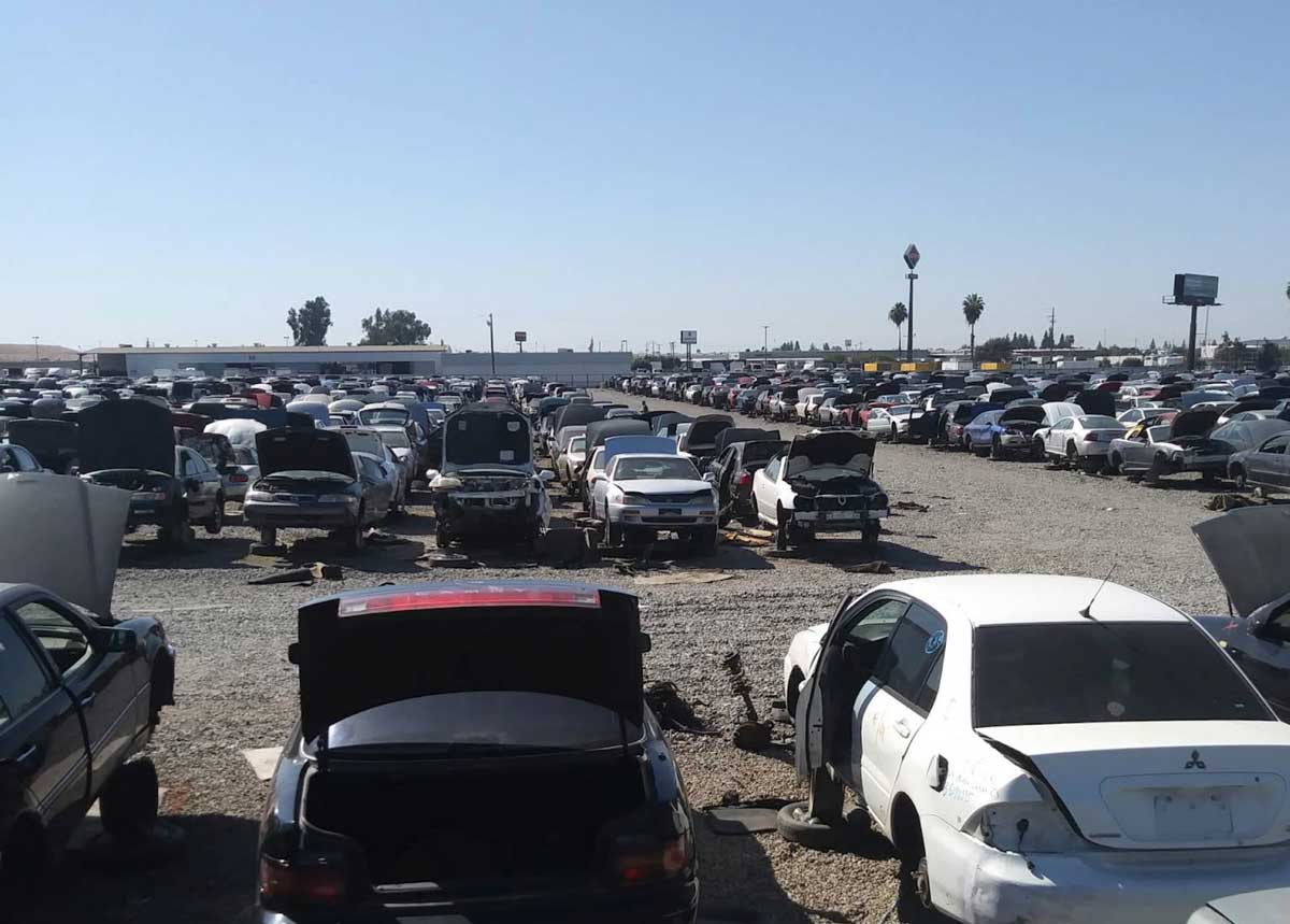 Pick-n-Pull cash for junk cars at 3230 E Jensen Ave, Fresno, CA 93706