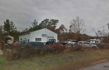 A & P Auto Salvage at 9355 Industrial Pkwy, La Plata, MD 20646