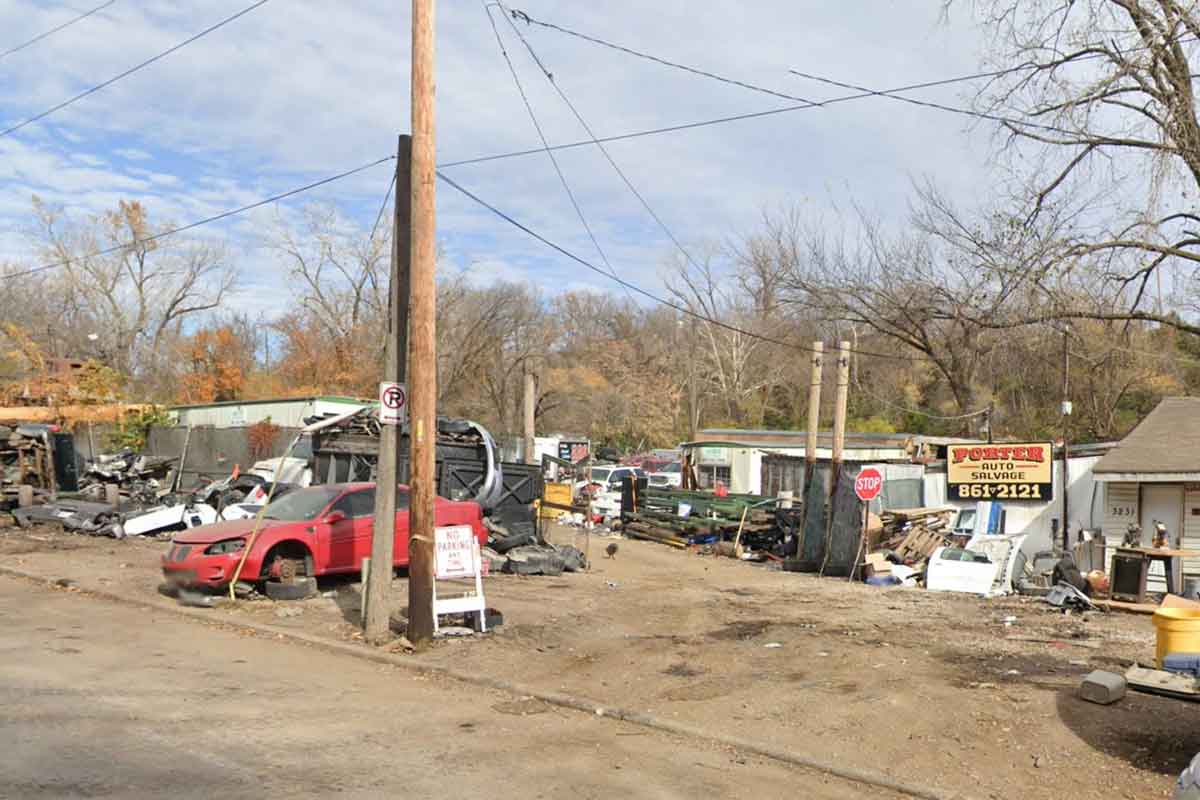 Porter's Auto Salvage at 3231 N Stadium Dr, Kansas City, MO 64128