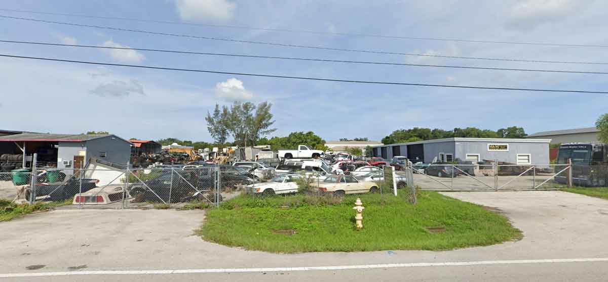 M & M Salvage & Used Auto Part at 5615 Taylor Rd, Naples, FL 34109