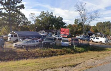 Smith Auto Parts Junkyard at 1826 US-441, Commerce, GA 30529