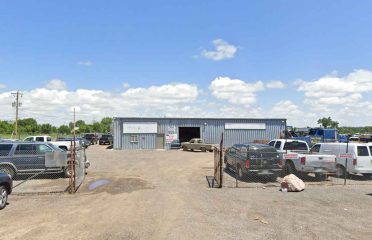 Toms Auto Salvage at 300 N Vision Ln #2, Pueblo, CO 81001