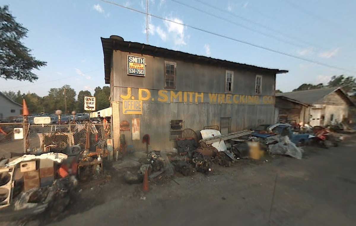 Smith Wrecking & Salvage Co at 4001 W 9th Ave, Pine Bluff, AR 71603