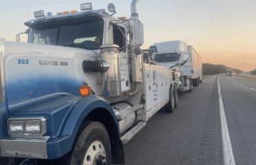 Blue Hill Wrecker & Towing | Heavy Duty Towing Towing service at 14420 Frontier Dr