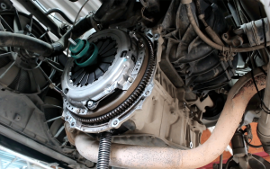 How to Buy a Used Toyota RAV4 Transmission from a Junkyard