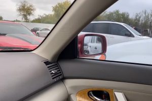 OEM Used Side Mirror for Sale: A Quick Fix for a Common Issue