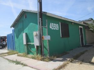 AA2 Lancaster Auo Salvage and Recycling at 45509 Division St Lancaster CA 93535 1 1 300x225