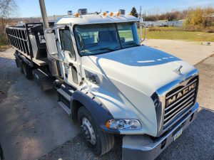 ABC Rolloff Dumpsters at 829 SE 21st St Des Moines IA 50317 1 300x225