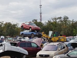 ACL AUTO PARTS at 10717 US 92 Tampa FL 33610 1 2 300x225