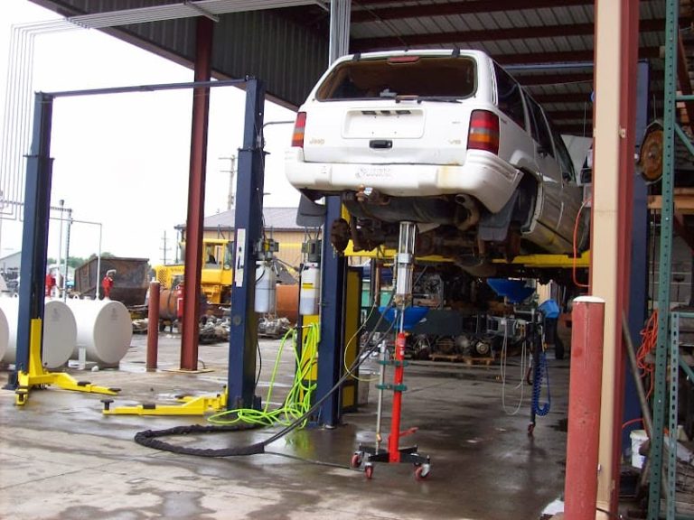 Acme Auto Parts Inc at 2016 E 1000N Rd Kankakee IL 60901 768x576