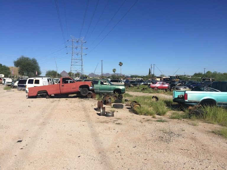 Arizona Auto Wrecking at 5561 S Park Ave Tucson AZ 85706 4 768x576