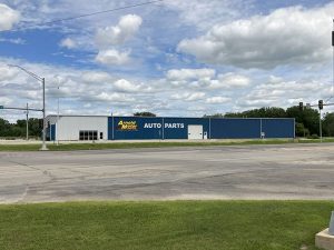 Arnold Motor Supply at 2710 Wagner Rd Waterloo IA 50703 1 2 300x225