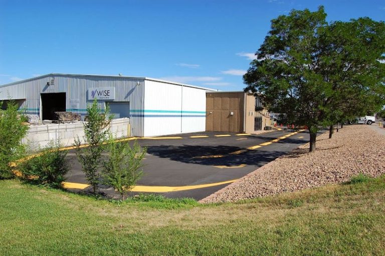 Atlas Metal and Iron Corp Aurora at 2601 Chambers Rd Aurora CO 80011 1 2 768x511