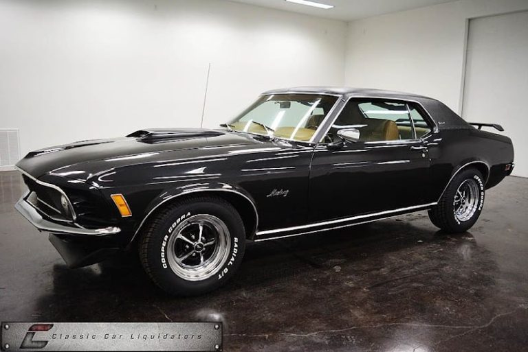 Auto And Truck Salvage LLC at 3207 E Ajo Way Tucson AZ 85713 3 768x513