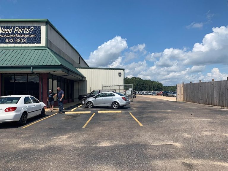 Auto World Salvage Sales at 7980 Tanner Williams Rd Mobile AL 36608 3 768x576
