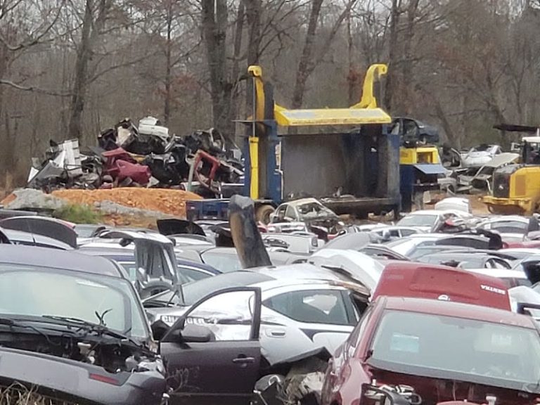 Bevis Auto Sales at 350 Co Rd 357 Florence AL 35633 2 1 768x576