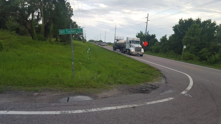 Bronco Auto Salvage at 10502 Bill Tucker Rd 2000 Wimauma FL 33598 2 1 768x432