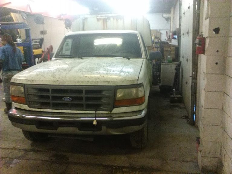 Bruceaposs Auto Salvage at 25 S Ewing St Indianapolis IN 46201 4 768x576