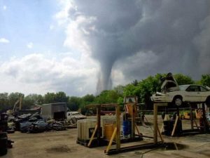 Buckaposs Recycling LLC at 1560 400th St Kensett IA 50448 2 1 300x225