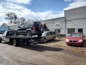 Cash For junk Cars at 1718 Villa Ave Indianapolis IN 46203 300x225