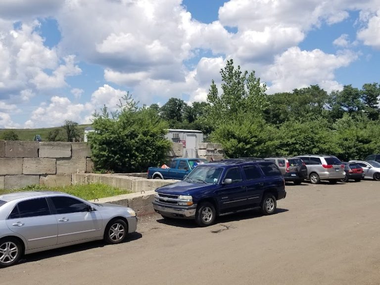 Chuck Eddieaposs Used Auto Parts at 190 Middletown Ave New Haven CT 06513 1 1 768x576