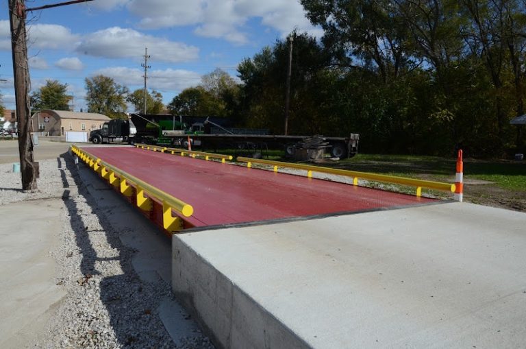 Coras Recycling at 410 W Broadway St Streator IL 61364 1 1 768x509