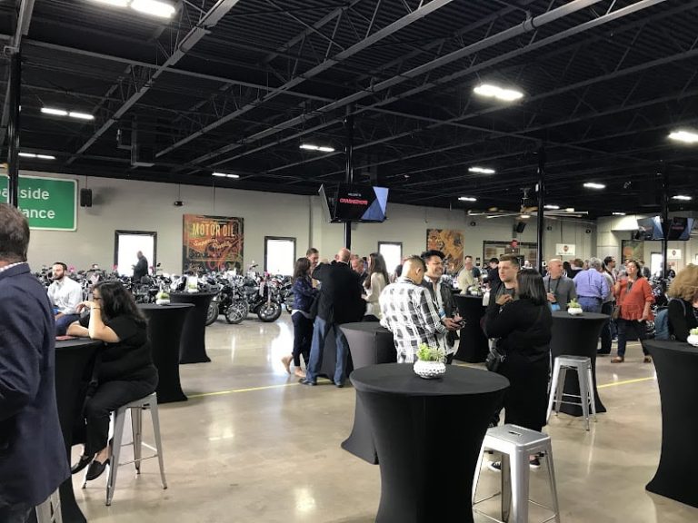 CrashedToys Dallas at 7777 John W Carpenter Fwy Bldg 1 Dallas TX 75247 2 768x576