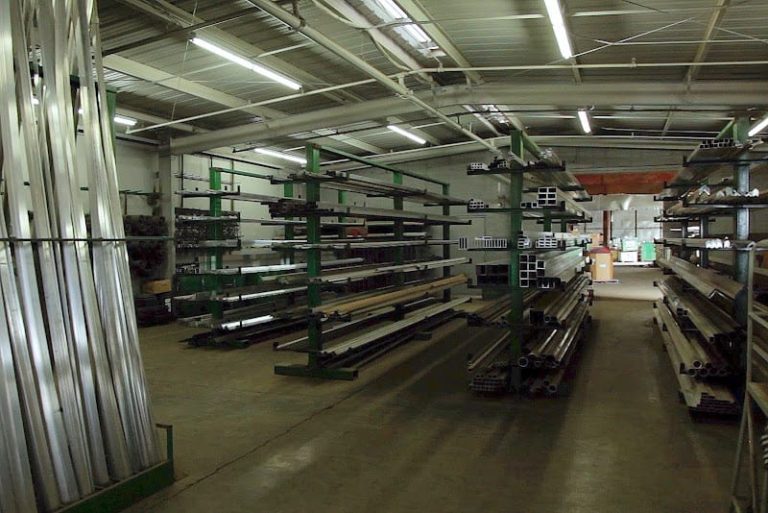 Davis Metals Salvage Phoenix at 3322 E Washington St Suite 2 Phoenix AZ 85034 2 1 768x513