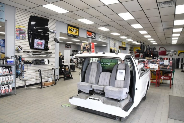 Dickaposs Auto Parts at 50521 IN 13 Middlebury IN 46540 2 1 768x513