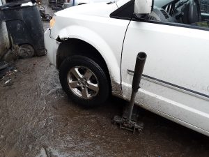 Englewood Used Auto Parts at 620 W 59th St Chicago IL 60621 3 1 300x225