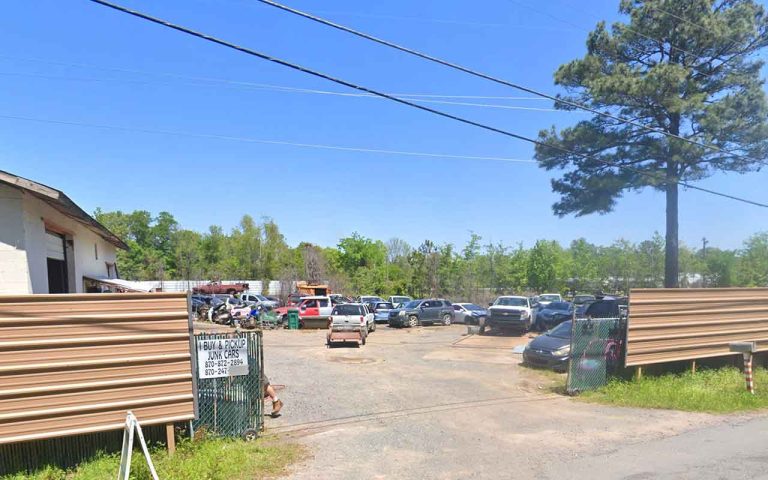 Entrance to Steves Auto Salvage at 4401 W Barraque St Pine Bluff AR 71602 768x480