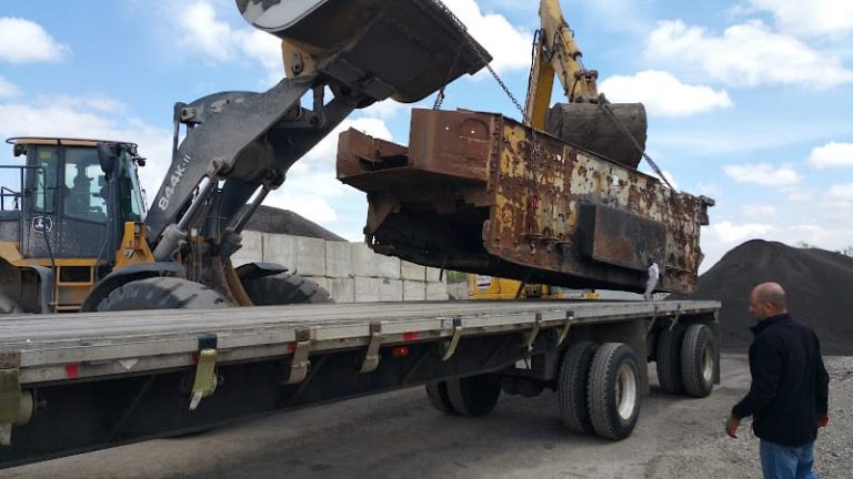 Executive Recycling at 1545 W Wrightwood Ct Addison IL 60101 1 2 768x432