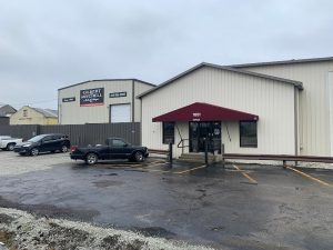 Gilbert Mitchell Auto Parts at 1001 Outer Loop Louisville KY 40219 4 300x225