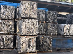 Greenway Metal Recycling Inc at 901 N Kilpatrick Ave Chicago IL 60651 300x225