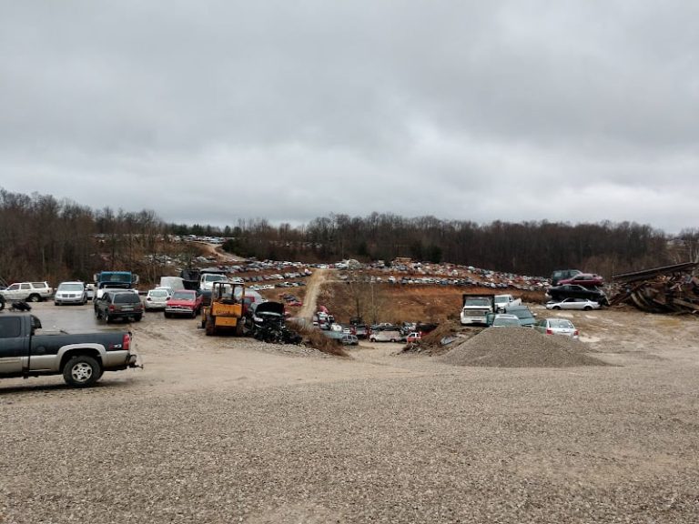 Gurtz Auto Salvage at 8435 IN 337 Depauw IN 47115 1 2 768x576