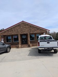 Hillaposs Auto Sales at 424 US 62 Salem AR 72576 2 1 225x300