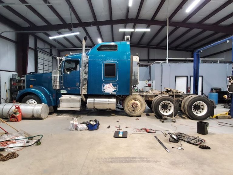 JGS Auto Wrecking at 1128 Pawnee Ave Kansas City KS 66105 768x576