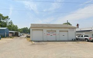 Jerry Garys Auto Salvage at 3237 Terminal Ave Springfield IL 62707 300x188
