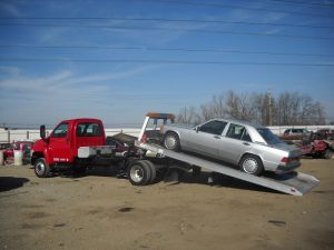 Johnny Junk cash for junk cars at 1000 Outer Loop Louisville KY 40219 4 300x225