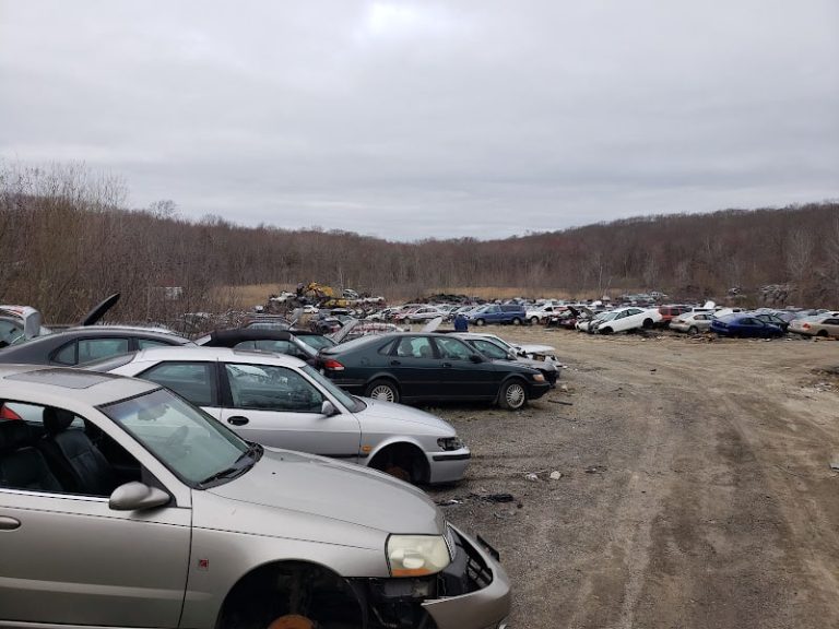 Jordanaposs Used Auto Parts at 31 CT 2 Preston CT 06365 2 1 768x576