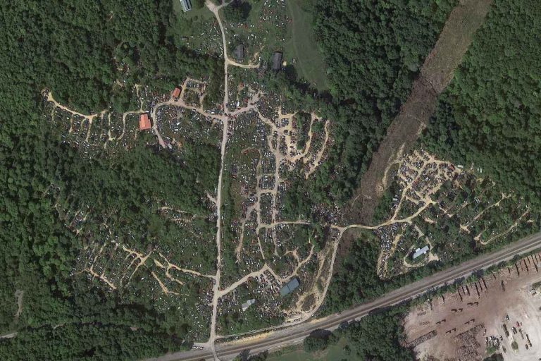 L D Junkyard at 90 Thompson Tapley Rd Pine Knot KY 42635 768x512