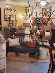 LA Junk Antiques at 600 N Latah St Boise ID 83706 1 2 225x300