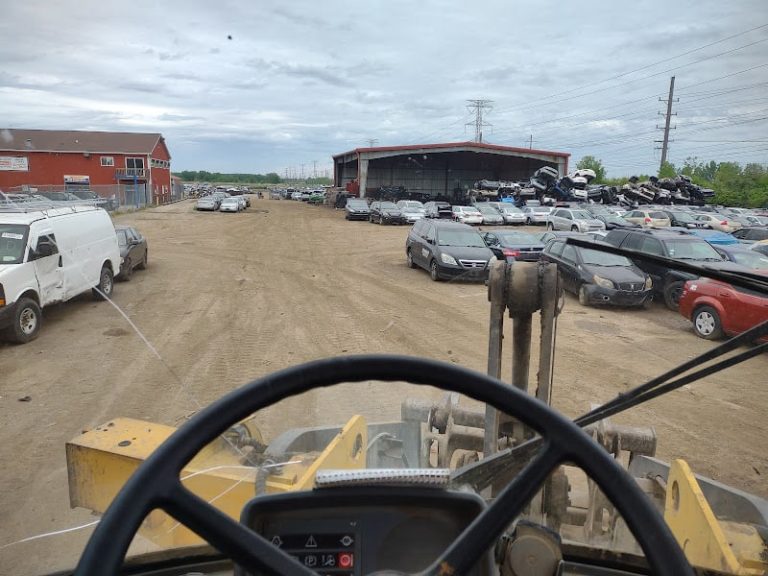 LKQ Pick Your Part Chicago Heights at 551 E Lincoln Hwy Chicago Heights IL 60411 1 1 768x576