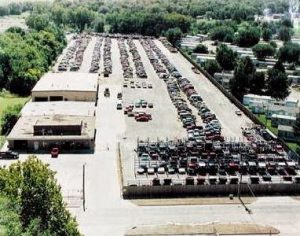 Lewis Auto Truck Parts at 229 NE Burgess St Topeka KS 66608 3 300x236