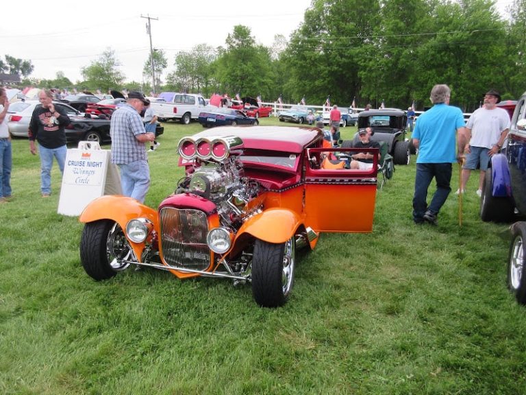 Markaposs Auto Parts Recyclers Inc at 22 Russell Rd East Granby CT 06026 2 768x576