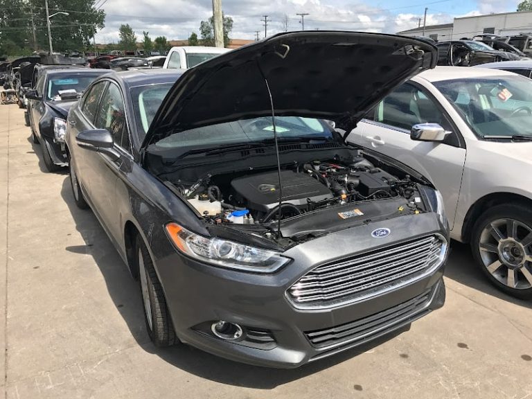 Middleton Auto Parts at 33245 Groesbeck Hwy Fraser MI 48026 4 1 768x576