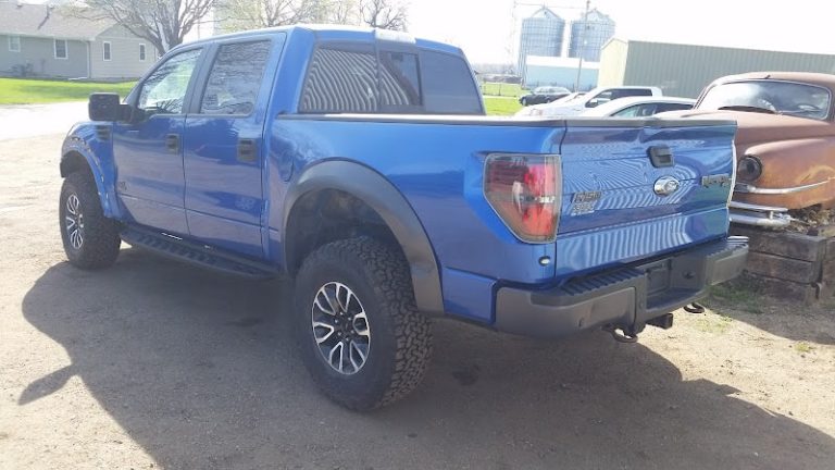 Moon River Auto at 225 1st St Doon IA 51235 4 1 768x432