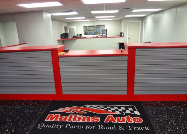 Mullins Auto Parts Services at 5733 Old Rte 66 Mt Olive IL 62069 1 2 768x553